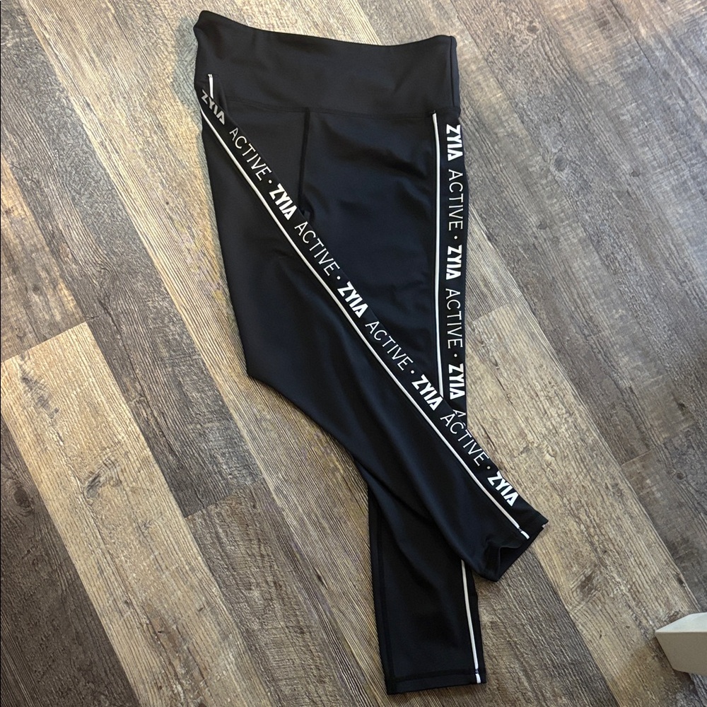 ZYIA Black Leggings with White Accents